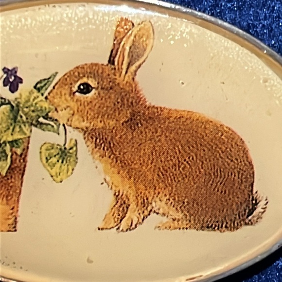 Bunny Rabbit Brooch or Pin by Marjolein Bastin 1999 Bunny Sniffing Violets - Picture 2 of 8